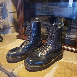 Vintage Dr Martens 10 eye AirWair Made in England